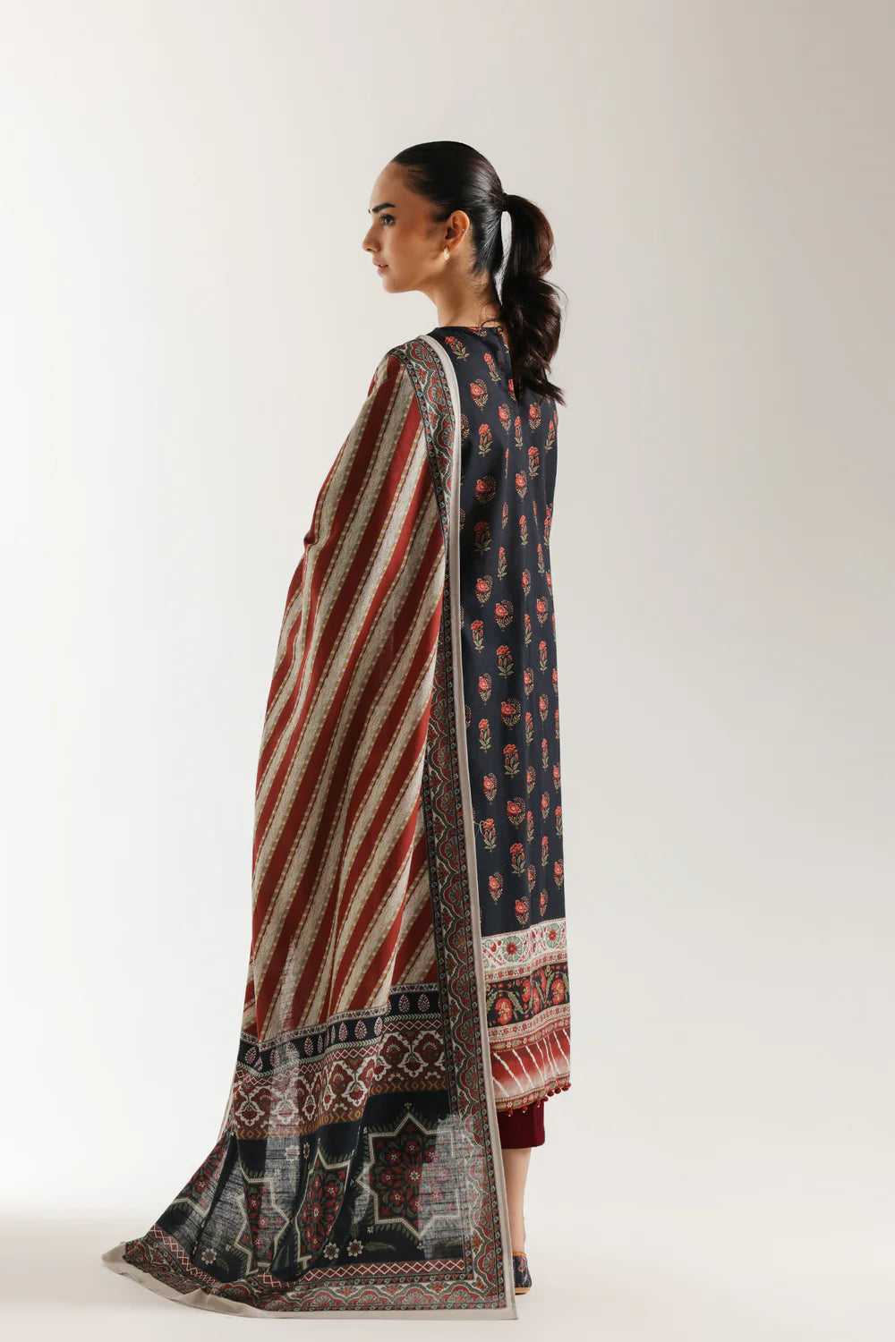 ETHNC WOMEN - WINTER COLLECTION